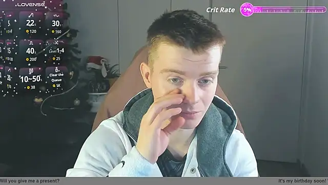 Snapshot of Happydeimos chatting on December 2025 11:20:02 PM Happydeimos online show from December 2025 11:20:02 PM