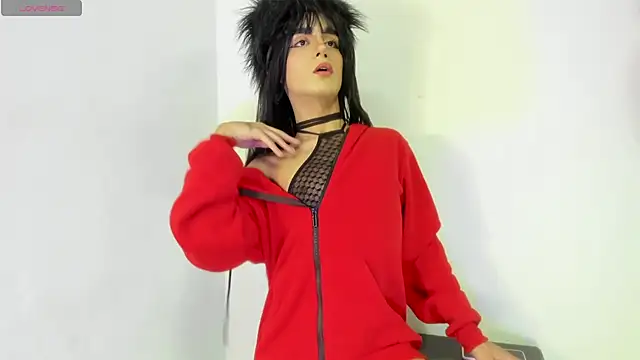 Snapshot of IviMiller@xh chatting on December 2025 01:39:02 PM IviMillerxh online show from December 2025 01:39:02 PM