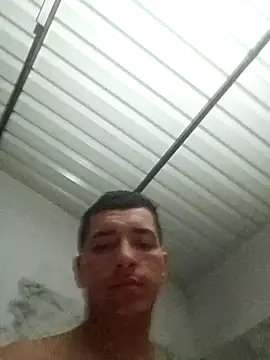 Snapshot of turcosexoactivo chatting on October 2025 11:45:02 PM turcosexoactivo online show from October 2025 11:45:02 PM