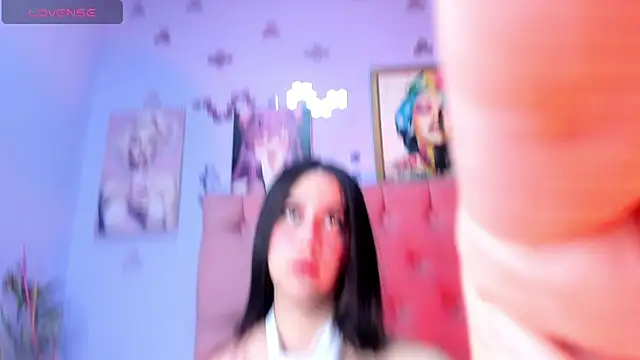 Megan Luxe online show from November 2025 05:17:01 AM