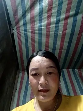 Snapshot of Bliss_rose chatting on September 2025 03:06:01 AM Bliss rose online show from September 2025 03:06:01 AM