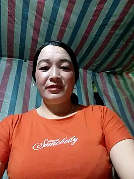 Snapshot of Bliss_rose chatting on September 2025 02:22:02 AM Bliss rose online show from September 2025 02:22:02 AM