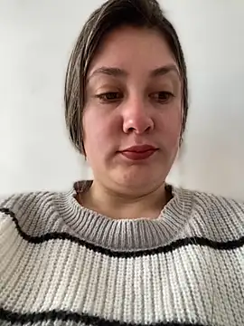 Snapshot of Abby-LS chatting on November 2025 05:35:01 PM Abby-LS online show from November 2025 05:35:01 PM