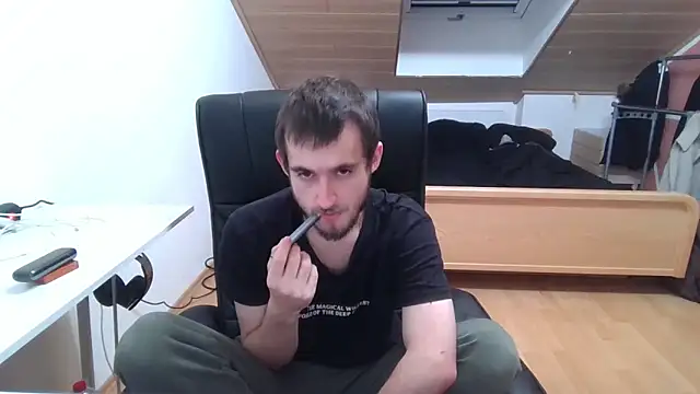 Snapshot of Bez3ybik chatting on October 2025 08:49:02 PM Bez3ybik online show from October 2025 08:49:02 PM