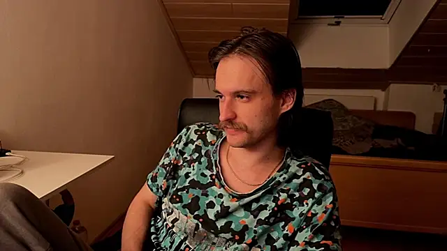 Bez3ybik online show from April 2026 10:34:02 PM