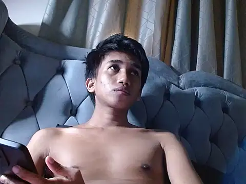 Snapshot of charlie0728 chatting on December 2025 01:20:02 PM charlie0728 online show from December 2025 01:20:02 PM