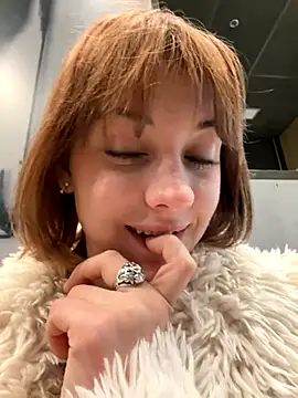 Snapshot of Only_April chatting on November 2025 05:48:01 PM Only April online show from November 2025 05:48:01 PM