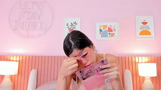 Snapshot of catalina_jolie chatting on November 2025 04:18:01 AM catalina jolie online show from November 2025 04:18:01 AM