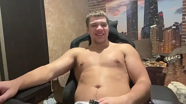 MusclePhantom online show from October 2025 08:19:01 PM