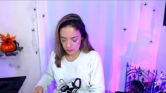 Snapshot of Natasha_cam222 chatting on October 2025 01:23:04 PM Natasha cam222 online show from October 2025 01:23:04 PM