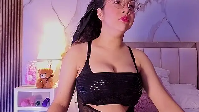 LunaRosse  online show from February 2026 12:09:02 PM