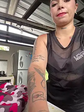 Lali HOtt online show from April 2026 01:57:02 PM