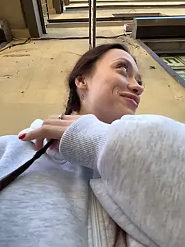 EstaVista online show from September 2025 12:21:02 PM