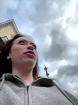 EstaVista online show from October 2025 01:10:01 PM