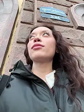 EstaVista online show from October 2025 02:07:01 PM