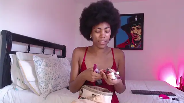 lucyymaximo online show from May 2026 07:19:01 PM