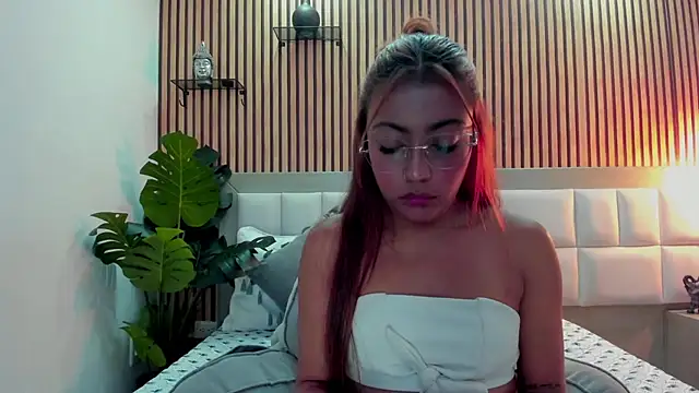 Snapshot of KattyBonnie chatting on November 2025 07:16:02 PM KattyBonnie online show from November 2025 07:16:02 PM