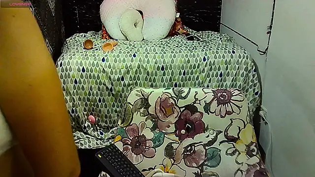  naughty milf online show from November 2025 02:26:01 AM