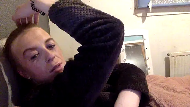 Bellababexox online show from March 2026 06:27:02 PM