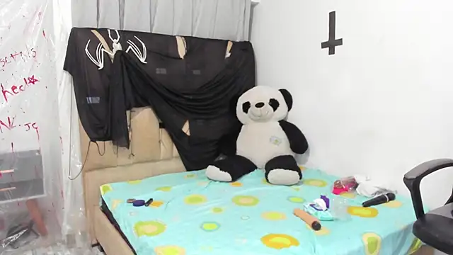 AndreaSweet2 online show from October 2025 04:52:01 PM