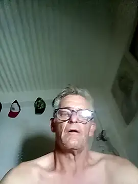 Snapshot of CPTCOCK chatting on December 2025 08:37:02 PM CPTCOCK online show from December 2025 08:37:02 PM