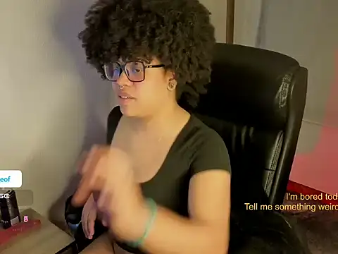 Snapshot of afro_jayleof chatting on September 2025 01:18:01 AM afro jayleof online show from September 2025 01:18:01 AM