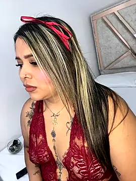 Snapshot of ashley-swift- chatting on October 2025 09:54:01 AM ashley-swift- online show from October 2025 09:54:01 AM