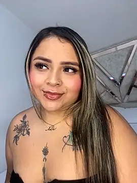 Snapshot of ashley-swift- chatting on November 2025 10:54:01 AM ashley-swift- online show from November 2025 10:54:01 AM