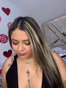 Snapshot of ashley-swift- chatting on February 2026 07:18:02 AM ashley-swift- online show from February 2026 07:18:02 AM