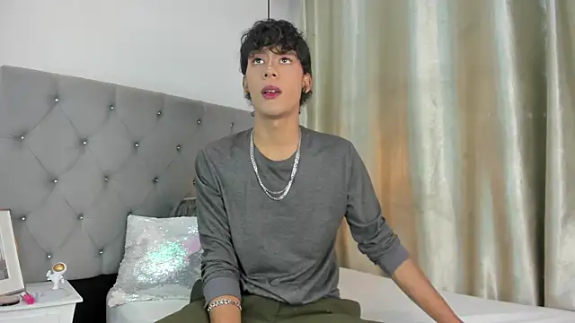 d3rke 666 online show from October 2025 04:00:02 AM