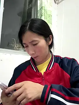 Snapshot of crhong666 chatting on October 2025 12:42:02 PM crhong666 online show from October 2025 12:42:02 PM