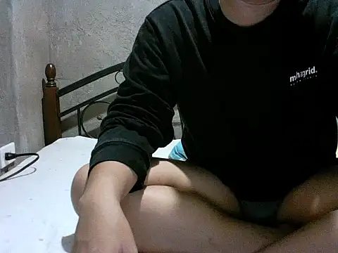 alhex gay26 online show from April 2026 02:00:02 PM