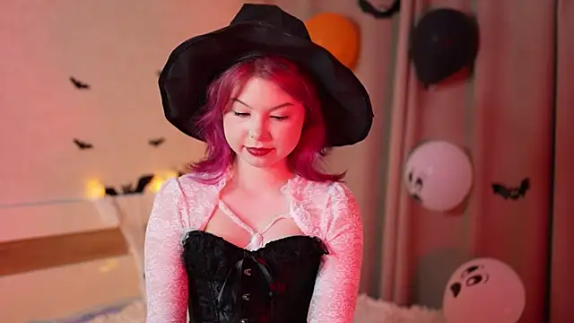 Snapshot of Stella_Vanila chatting on October 2025 12:03:01 AM Stella Vanila online show from October 2025 12:03:01 AM