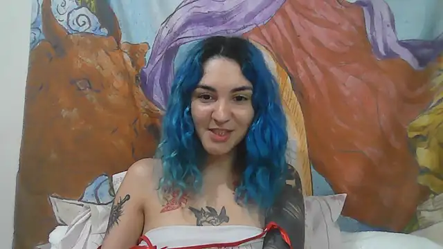 Snapshot of peetitefairy chatting on December 2025 05:13:01 AM peetitefairy online show from December 2025 05:13:01 AM