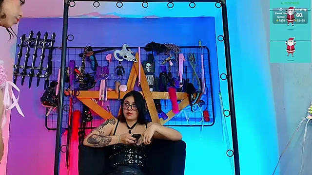Snapshot of Misstresss_aurora_bdsm chatting on December 2025 02:48:01 PM Misstresss aurora bdsm online show from December 2025 02:48:01 PM