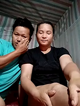 Snapshot of Love-Mama33 chatting on November 2025 10:37:01 AM Love-Mama33 online show from November 2025 10:37:01 AM