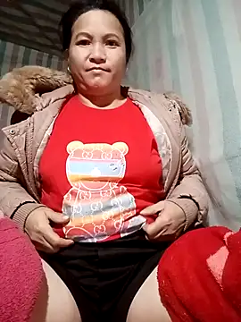 Snapshot of Love-Mama33 chatting on November 2025 11:07:02 PM Love-Mama33 online show from November 2025 11:07:02 PM