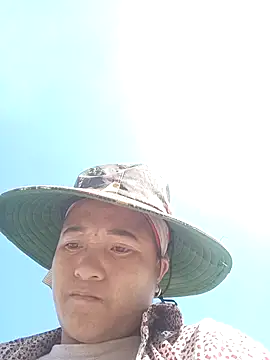 Snapshot of Love-Mama33 chatting on November 2025 02:26:01 AM Love-Mama33 online show from November 2025 02:26:01 AM