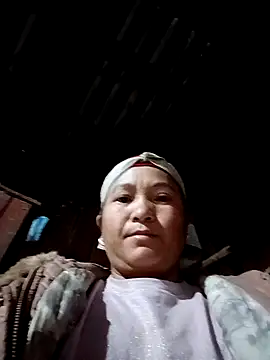 Snapshot of Love-Mama33 chatting on November 2025 10:25:02 PM Love-Mama33 online show from November 2025 10:25:02 PM