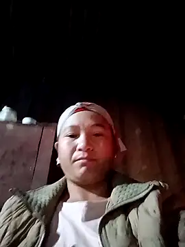 Snapshot of Love-Mama33 chatting on December 2025 10:38:02 PM Love-Mama33 online show from December 2025 10:38:02 PM