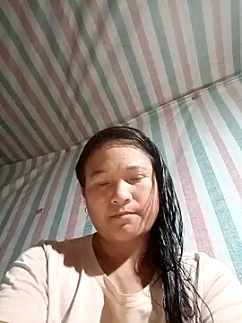 Snapshot of Love-Mama33 chatting on December 2025 12:47:01 PM Love-Mama33 online show from December 2025 12:47:01 PM