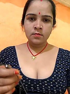 Snapshot of Cutram22 chatting on September 2025 04:27:01 AM Cutram22 online show from September 2025 04:27:01 AM