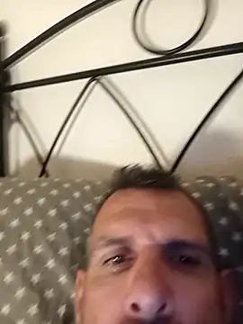 gigolobcn online show from April 2026 01:58:01 AM