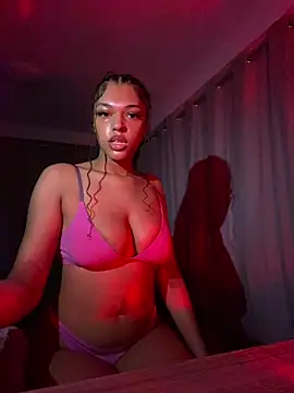 Sexxy S online show from March 2026 09:33:01 PM