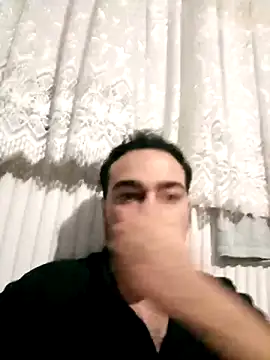 Snapshot of Aliii1657 chatting on April 2026 09:13:01 PM Aliii1657 online show from April 2026 09:13:01 PM