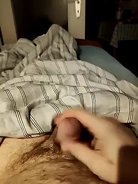 Brutalle88 online show from December 2025 05:18:02 PM