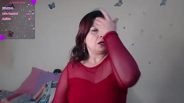 Snapshot of evangeline_lover chatting on June 2026 01:43:01 PM evangeline lover online show from June 2026 01:43:01 PM