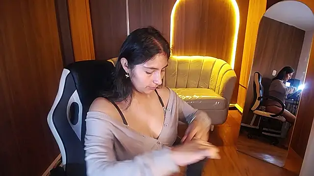 Snapshot of Gumball_b chatting on October 2025 03:31:01 AM Gumball b online show from October 2025 03:31:01 AM