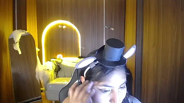 Snapshot of Gumball_b chatting on October 2025 03:40:01 AM Gumball b online show from October 2025 03:40:01 AM