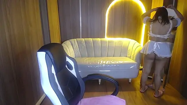 Snapshot of Gumball_b chatting on November 2025 03:06:01 AM Gumball b online show from November 2025 03:06:01 AM